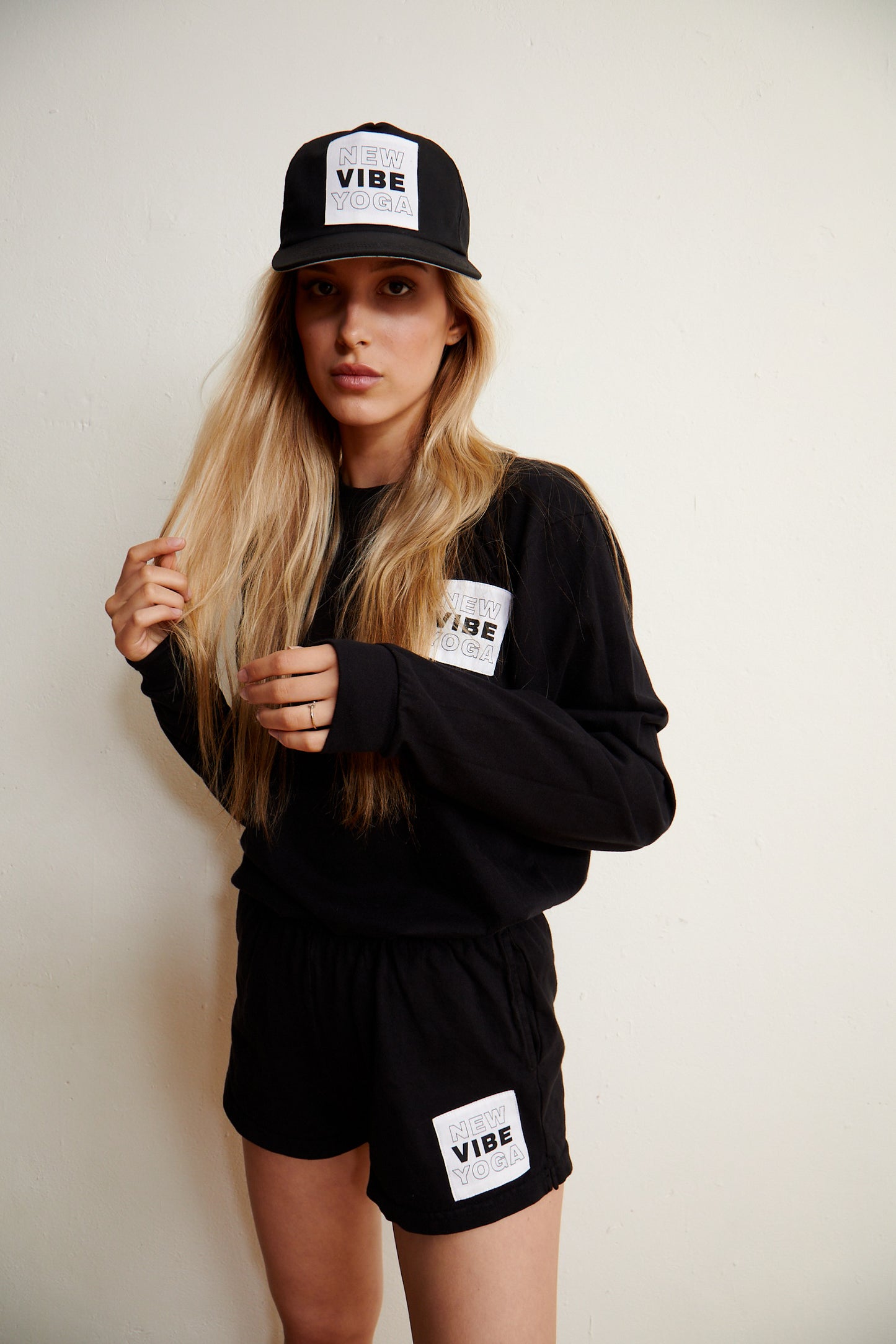 Classic Long Sleeve Tee (Black)