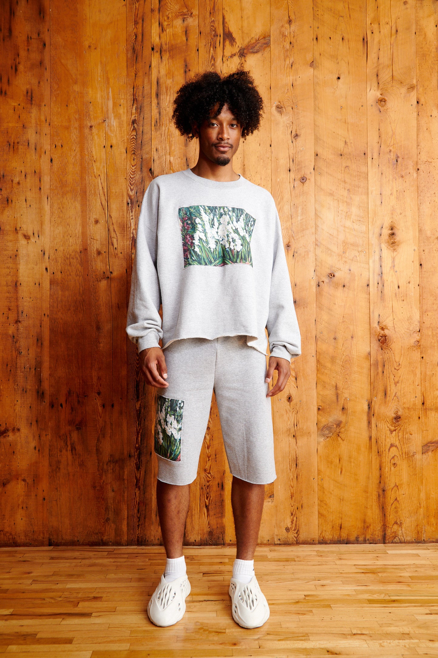 White Glads Sweatshirt